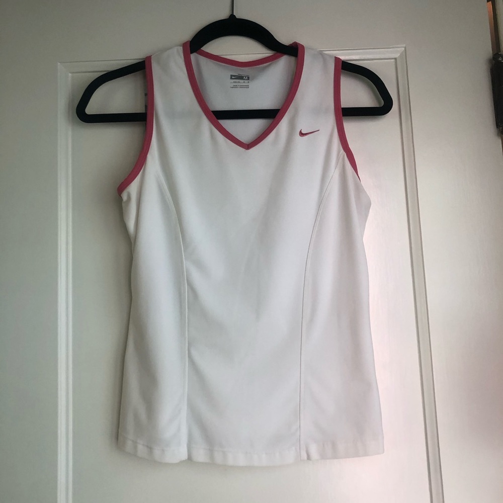 Athletic tank top